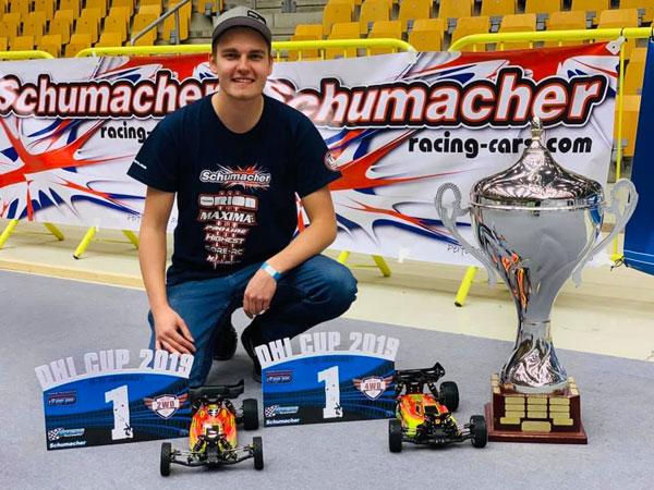 CS-Electronic J.Neumann dominiert DHI-Cup 2019