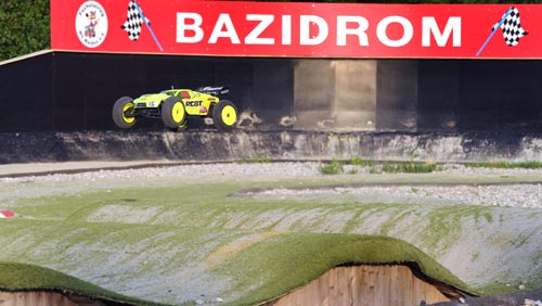 Thunder Tiger 3. Bayern Truggy Cup in Welden