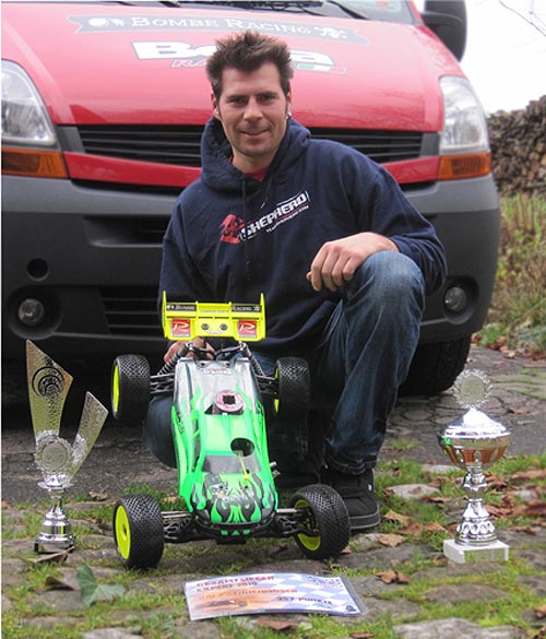 Shepherd Micro Racing Dennenmoser im Siegesrausch