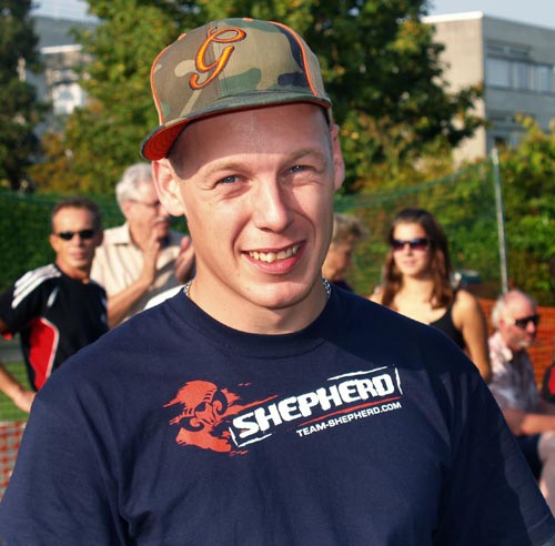 Shepherd Micro Racing M. Mller verlngert bei Shepherd